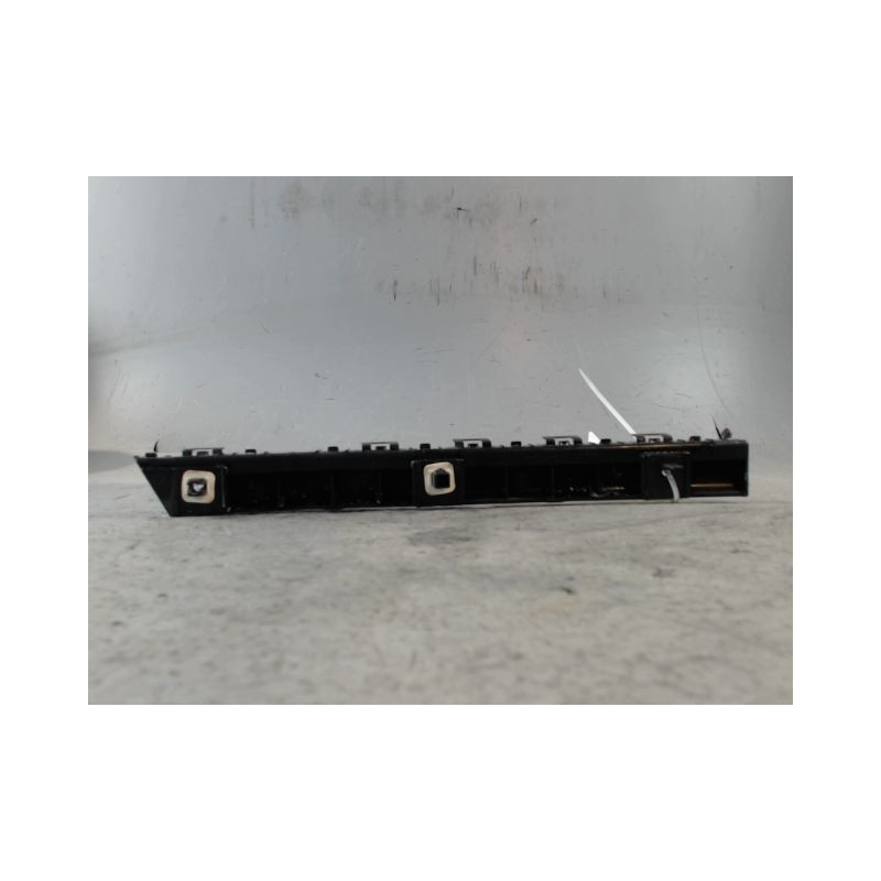 SUPPORT PARE-CHOC ARD NISSAN QHASQAI 2007-