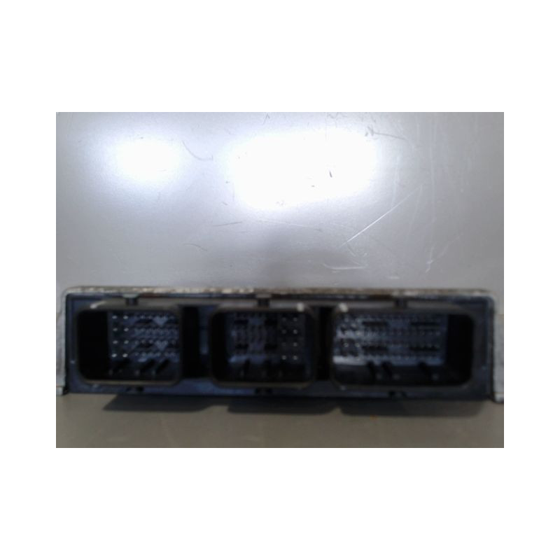 CALCULATEUR MOTEUR PEUGEOT 206