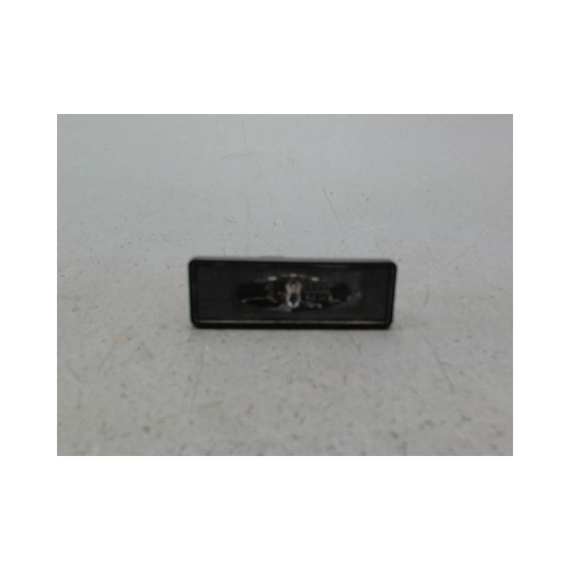 ECLAIREUR PLAQUE DE POLICE GAUCHE DACIA SANDERO II Phase 1 2012-...