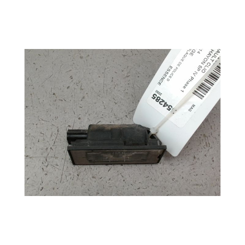ECLAIREUR PLAQUE DE POLICE DROIT RENAULT CLIO IV Phase 1 2012-...
