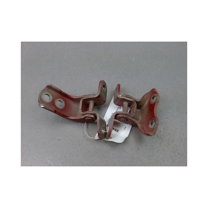 CHARNIÈRE PORTE AVD TOYOTA YARIS 2005-