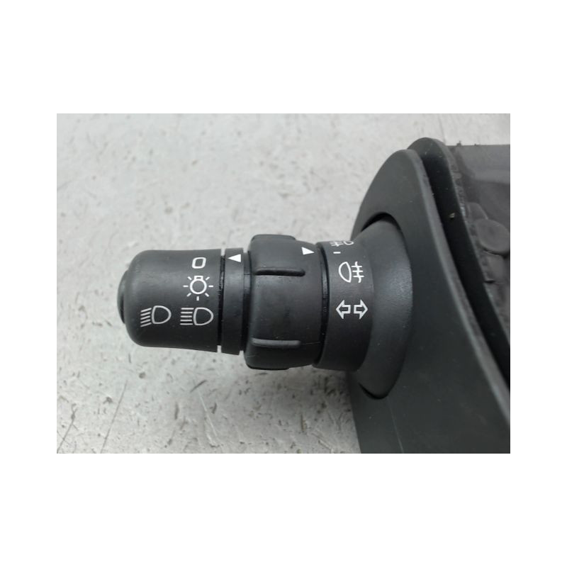 COMMANDE ECLAIRAGE RENAULT CLIO III Phase 1 2005-2009