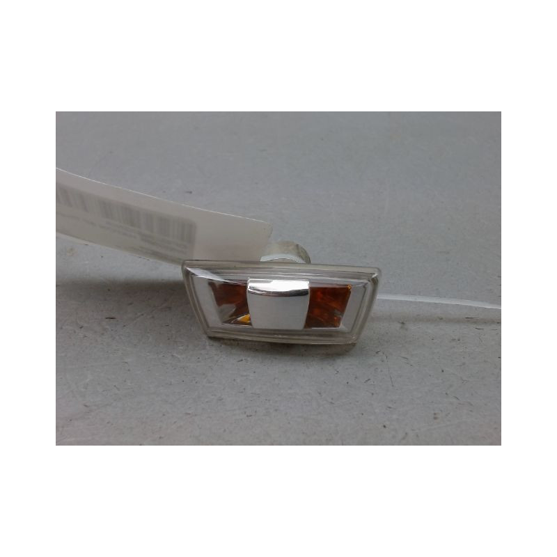 REPETITEUR AILE GAUCHE OPEL INSIGNIA Phase 1 2009-2013