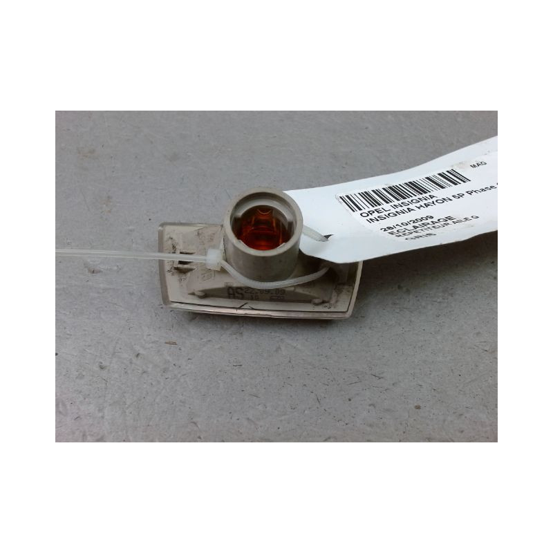 REPETITEUR AILE GAUCHE OPEL INSIGNIA Phase 1 2009-2013