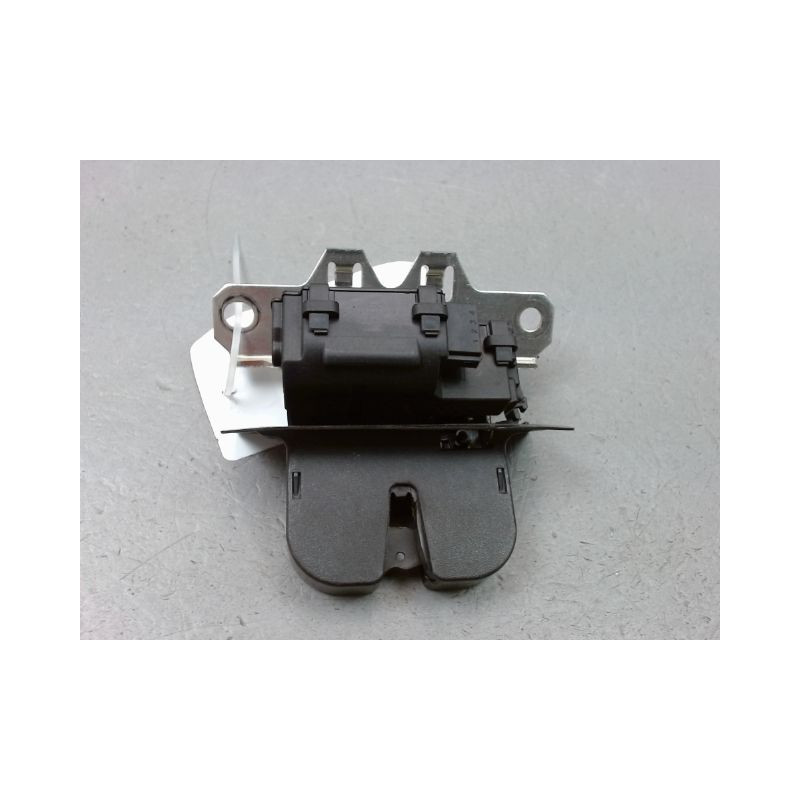 SERRURE HAYON  OPEL INSIGNIA Phase 1 2009-2013