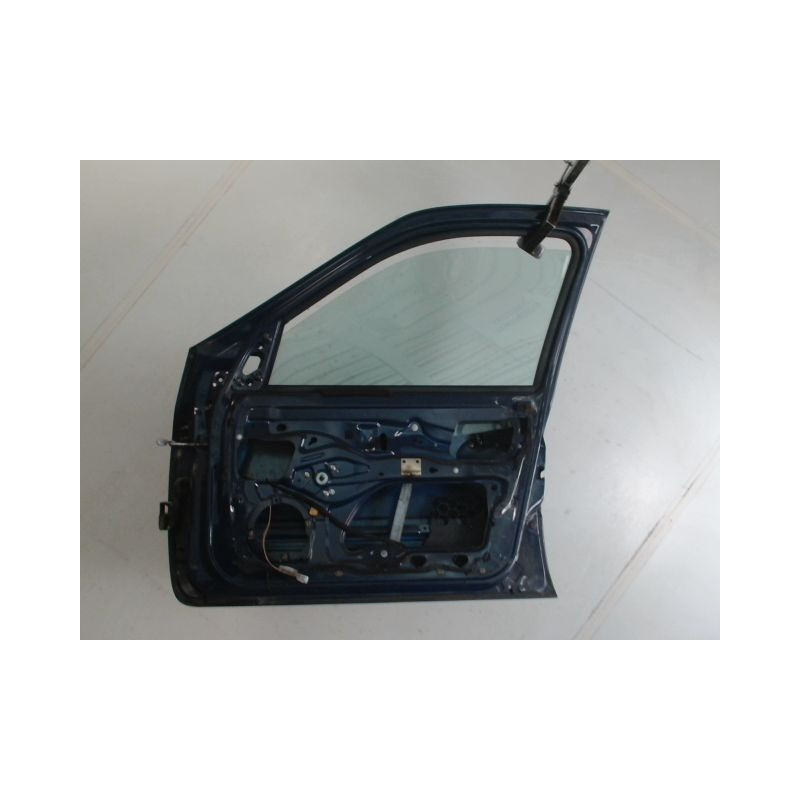 PORTE AVANT DROIT RENAULT CLIO