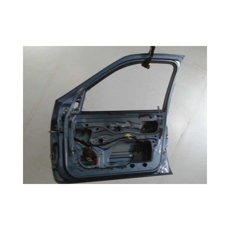 PORTE AVANT DROIT RENAULT CLIO