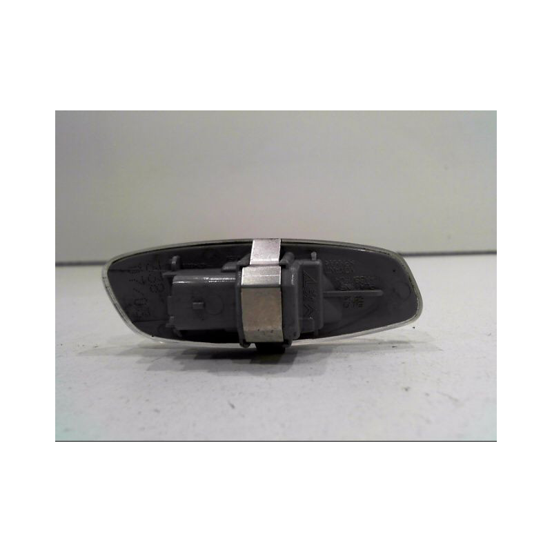 REPETITEUR AILE DROIT CITROEN C4