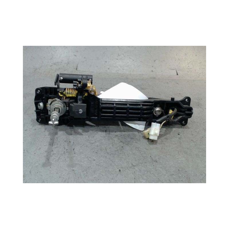 POIGNEE EXTERIEURE PORTE AVANT GAUCHE SUZUKI SX4