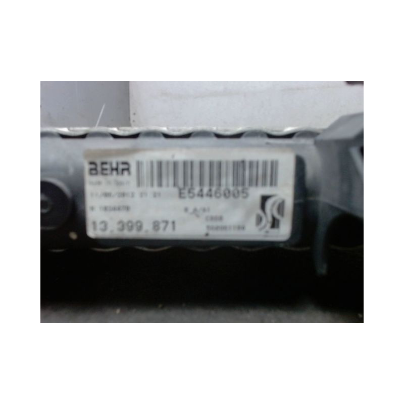 RADIATEUR OPEL CORSA