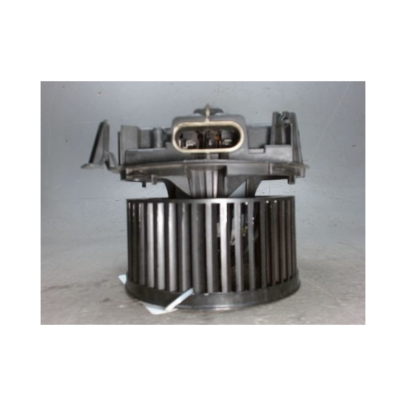 MOTEUR VENTILATEUR CHAUFFAGE NISSAN MICRA