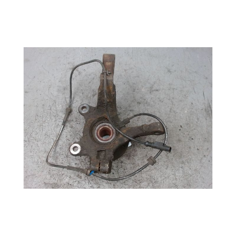 PIVOT AVANT DROIT NISSAN MICRA