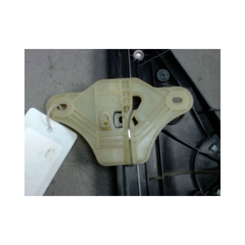 MECANISME LEVE-GLACE ARRIERE DROIT RENAULT CLIO