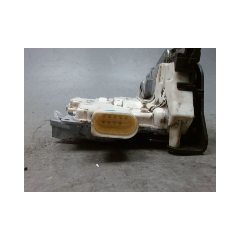 SYSTEME CONDAMNATION AVANT GAUCHE SEAT LEON 2005-