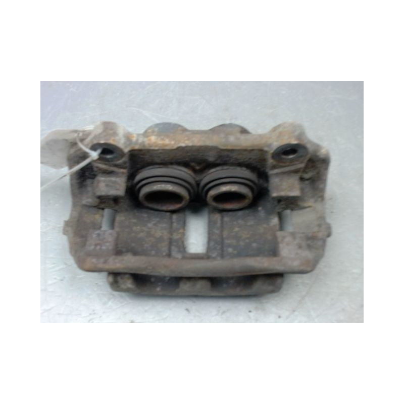 ETRIER DE FREIN AVANT DROIT OPEL VIVARO C1 F2700 4P
