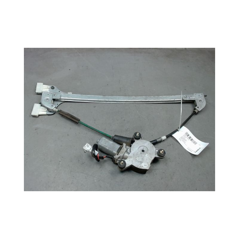 MECANISME+MOTEUR LEVE-GLACE AVANT DROIT OPEL AGILA