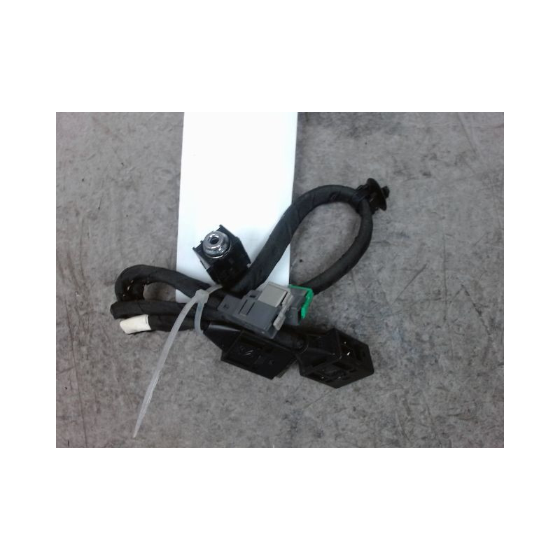 PORT USB/AUX CITROEN C4