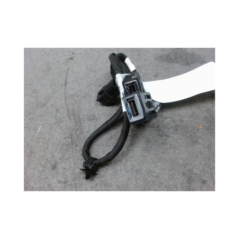 PORT USB/AUX CITROEN C4
