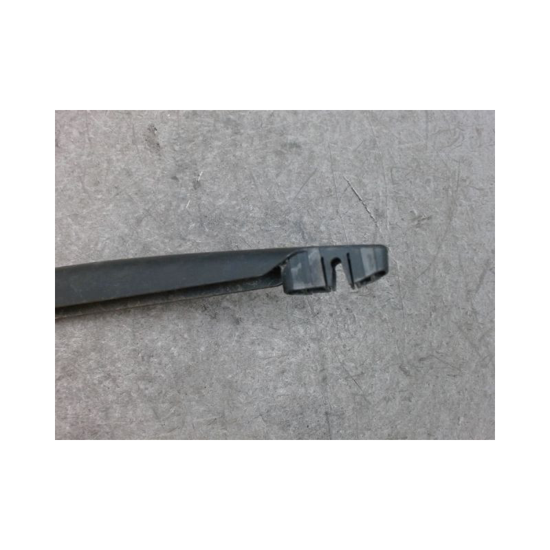 BRAS ESSUIE-GLACE ARRIERE MITSUBISHI COLT