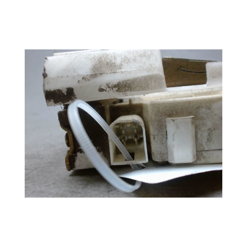 SYSTEME CONDAMNATION ARRIERE GAUCHE FORD FIESTA 99-2002