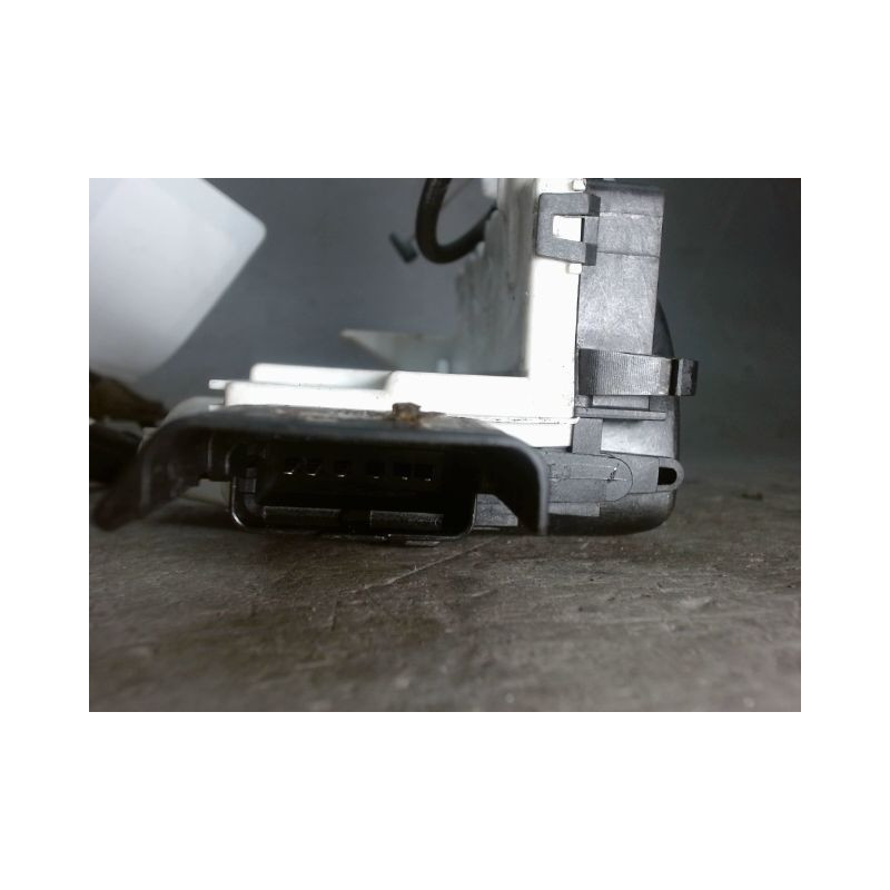 SYSTEME CONDAMNATION AVANT GAUCHE PEUGEOT 5008 2009-
