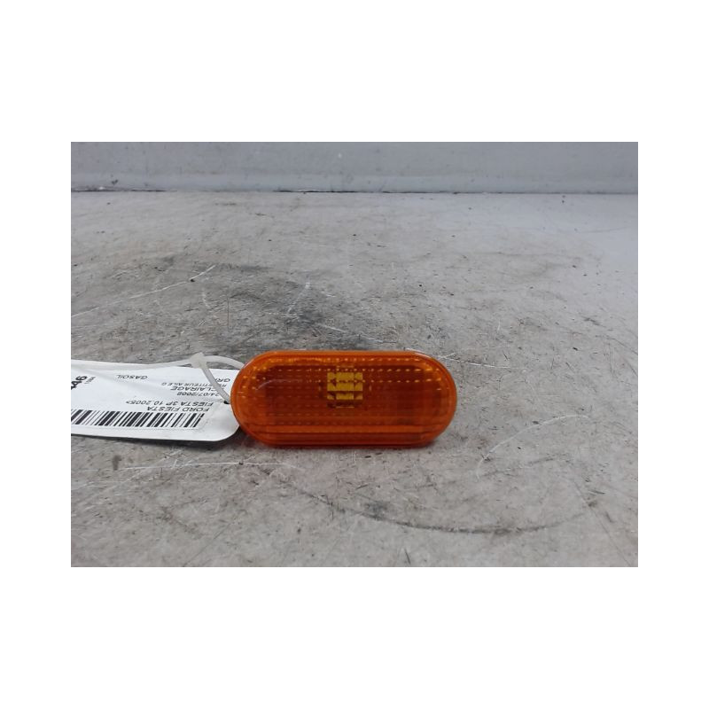 REPETITEUR AILE GAUCHE FORD FIESTA