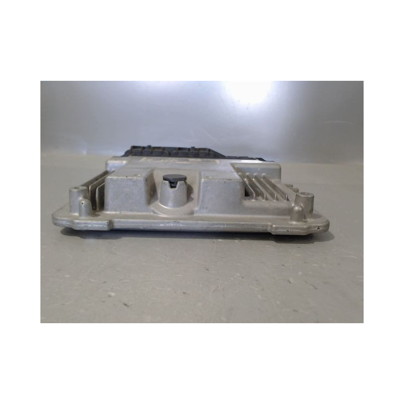 CALCULATEUR MOTEUR CITROEN C3