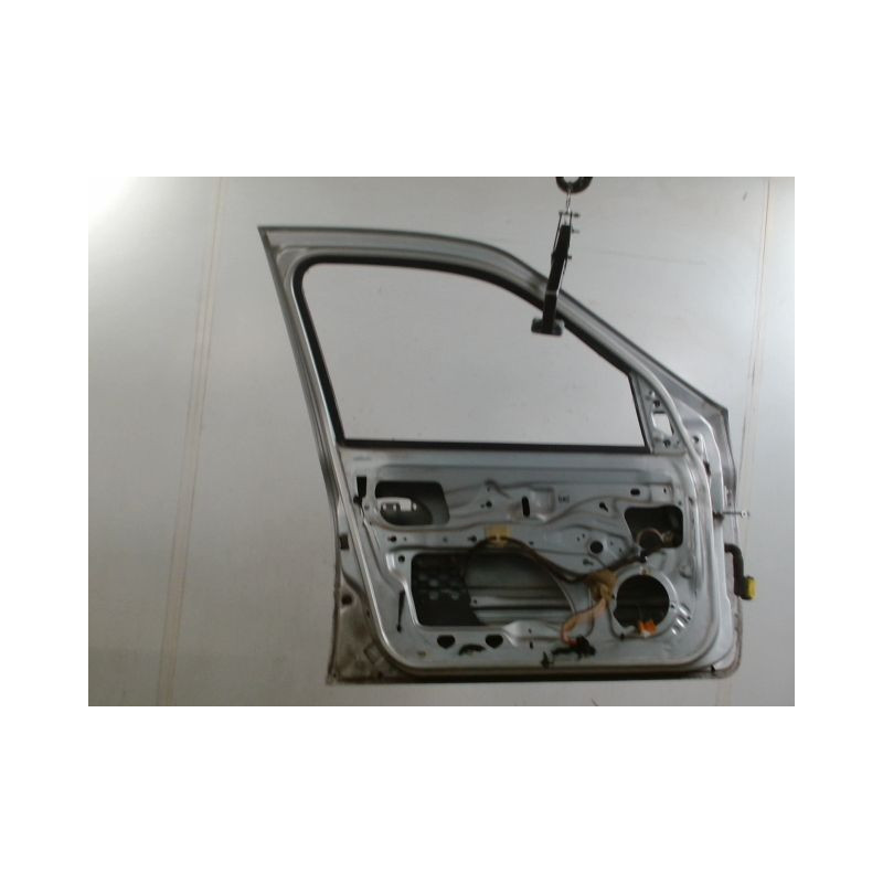 PORTE AVANT GAUCHE RENAULT CLIO