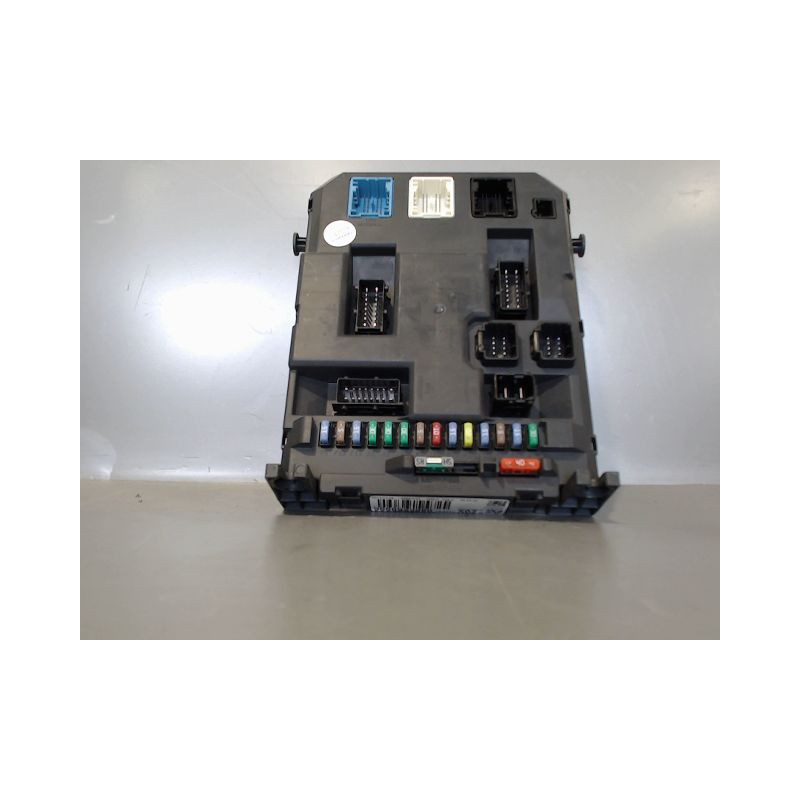 BOITIER GESTION HABITACLE PEUGEOT 207