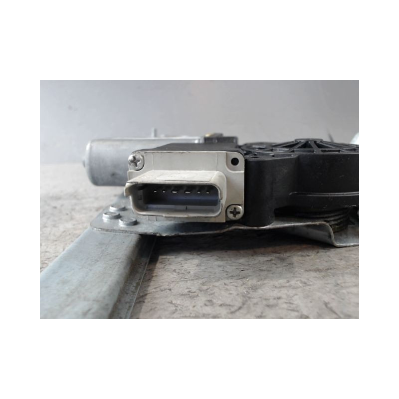 MECANISME+MOTEUR LEVE-GLACE AVANT GAUCHE DACIA SANDERO 2008-