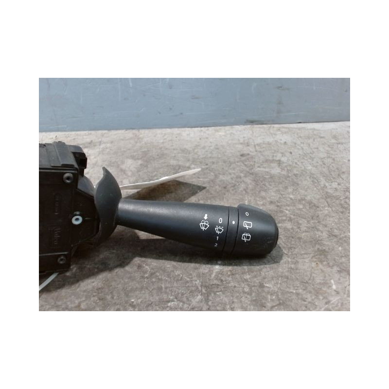 COMMANDE ESSUIE GLACE DACIA SANDERO 2008-