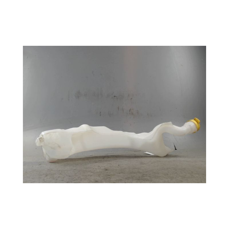 RESERVOIR LAVE-GLACE AVANT RENAULT MEGANE