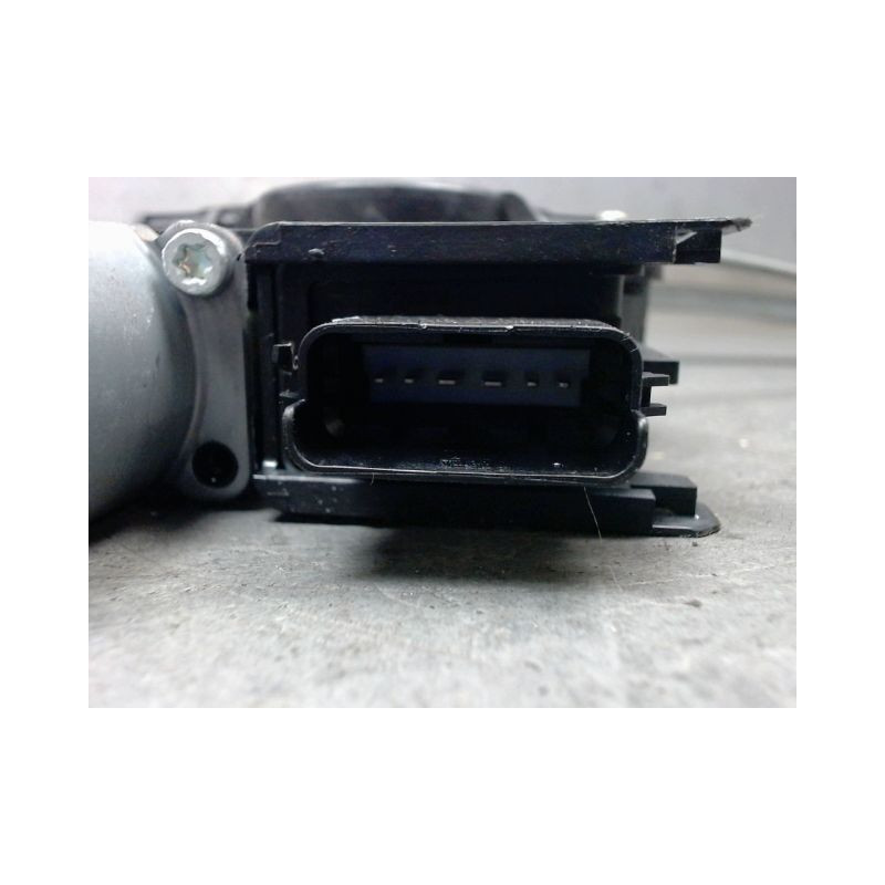 MECANISME+MOTEUR LEVE-GLACE AVANT GAUCHE HYUNDAI I10