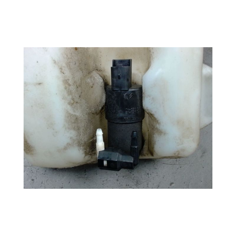 RESERVOIR LAVE-GLACE AVANT RENAULT GRAND ESPACE 2006-