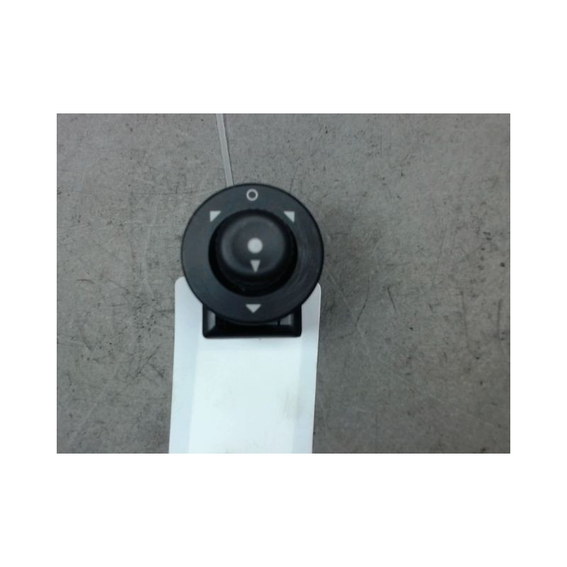 COMMANDE RETROVISSEUR EXTERIEUR ELECTRIQUE PEUGEOT 1007