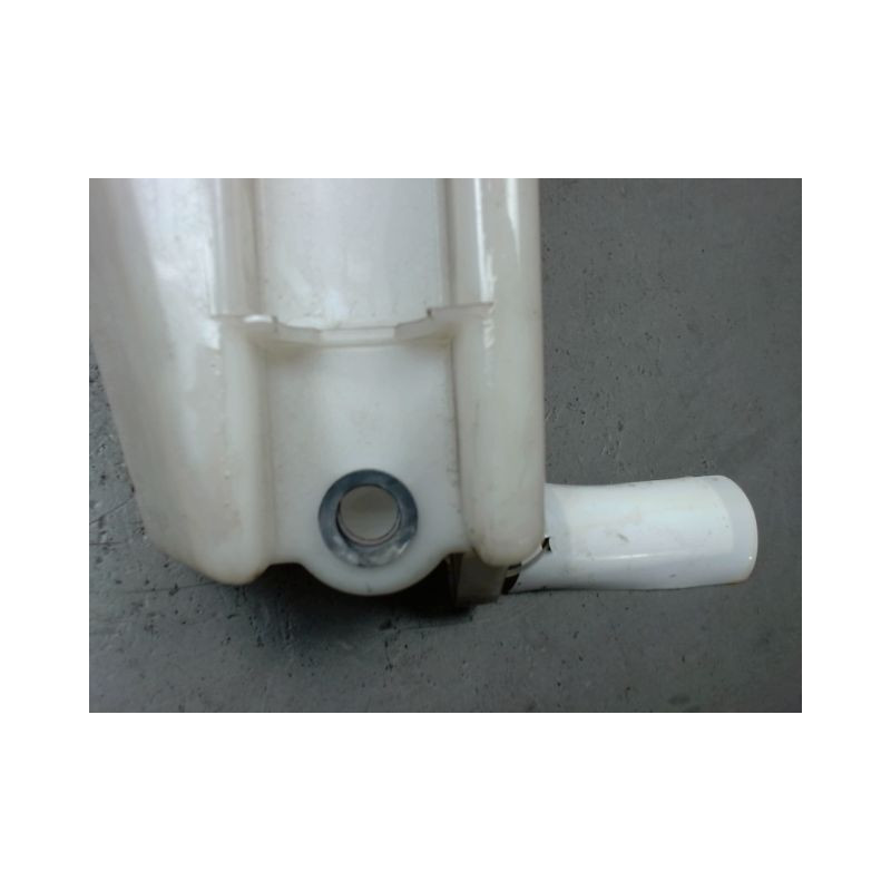 RESERVOIR LAVE-GLACE AVANT NISSAN MICRA