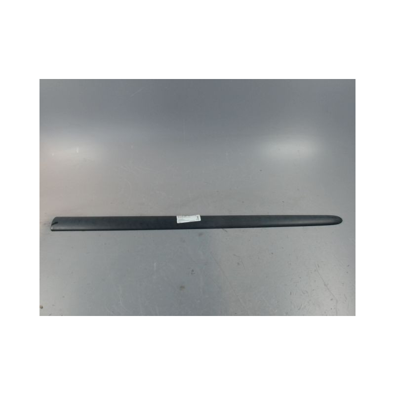 PROTECTION PORTE AVANT DROIT PEUGEOT 206
