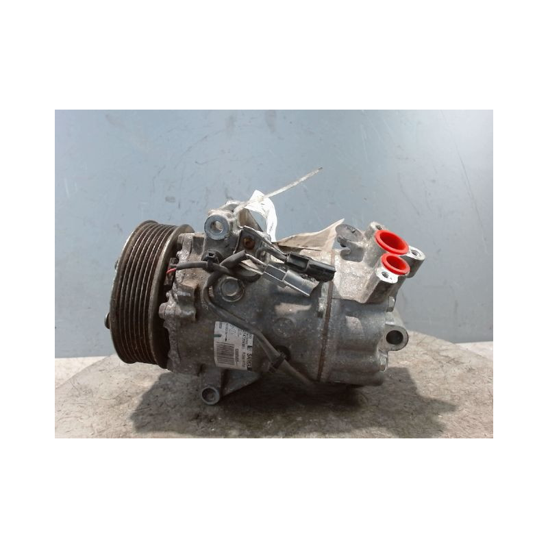 COMPRESSEUR AIR CONDITIONNE RENAULT CLIO IV