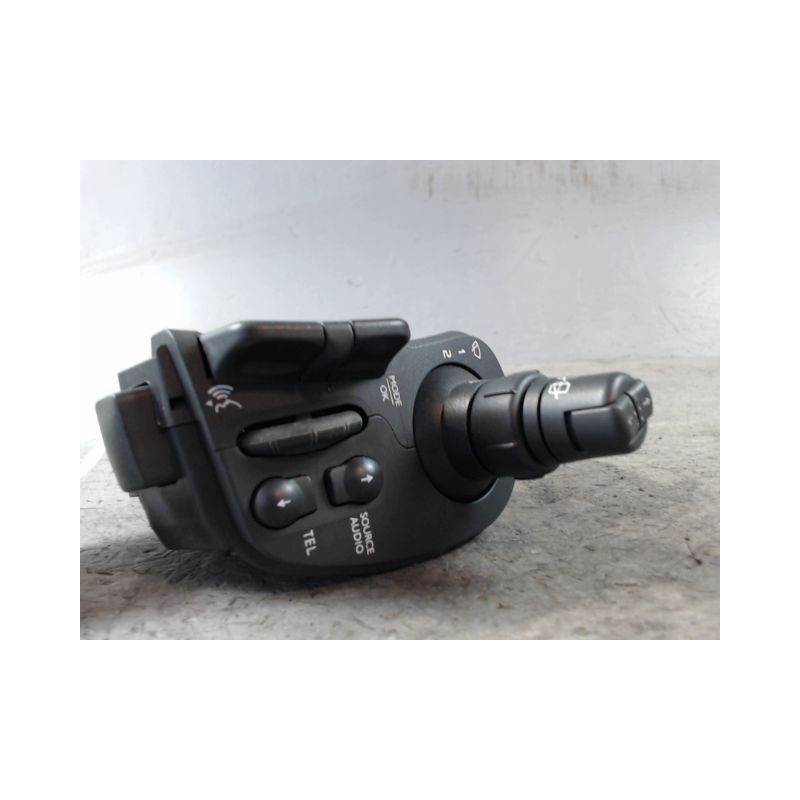 COMMANDE ESSUIE GLACE RENAULT CLIO III 2009-