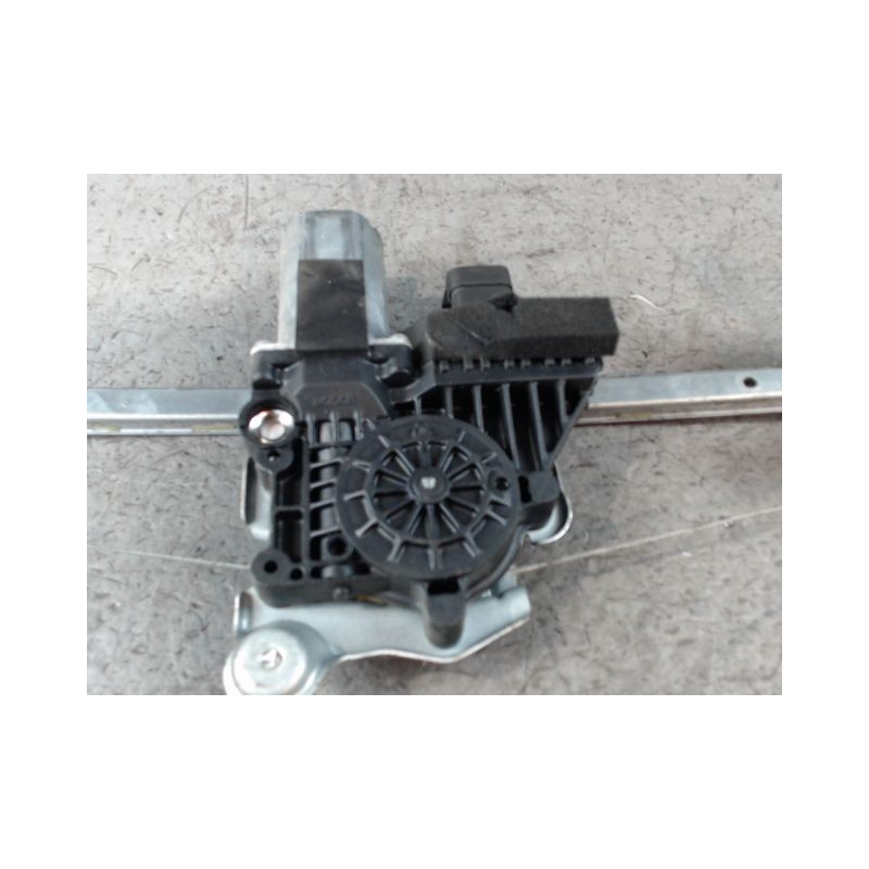 MECANISME+MOTEUR LEVE-GLACE ARRIERE DROIT OPEL ZAFIRA 2006-