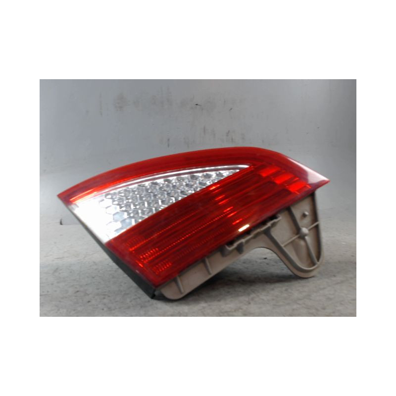 FEU ARRIERE INTERIEUR GAUCHE FORD MONDEO 2007-