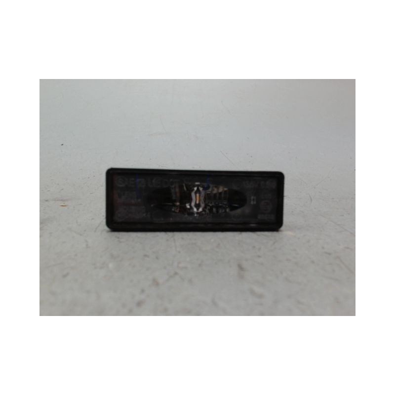 ECLAIREUR PLAQUE DE POLICE DROIT DACIA SANDERO II Phase 1 2012-...