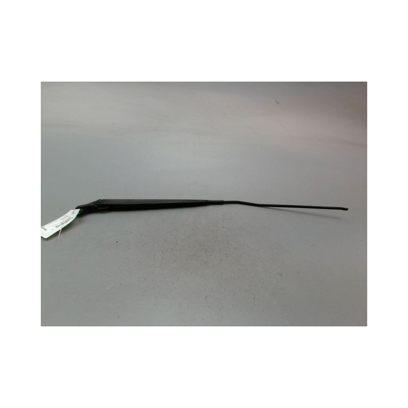 BRAS ESSUIE-GLACE AVANT DROIT RENAULT CLIO III Phase 2 2009-2014