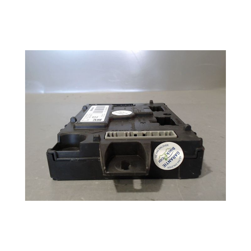BOITIER GESTION HABITACLE RENAULT CLIO