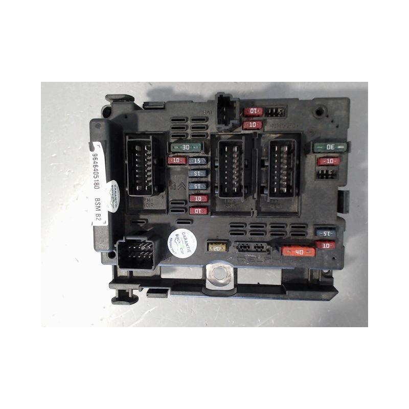 BOITE A FUSIBLES PEUGEOT 307