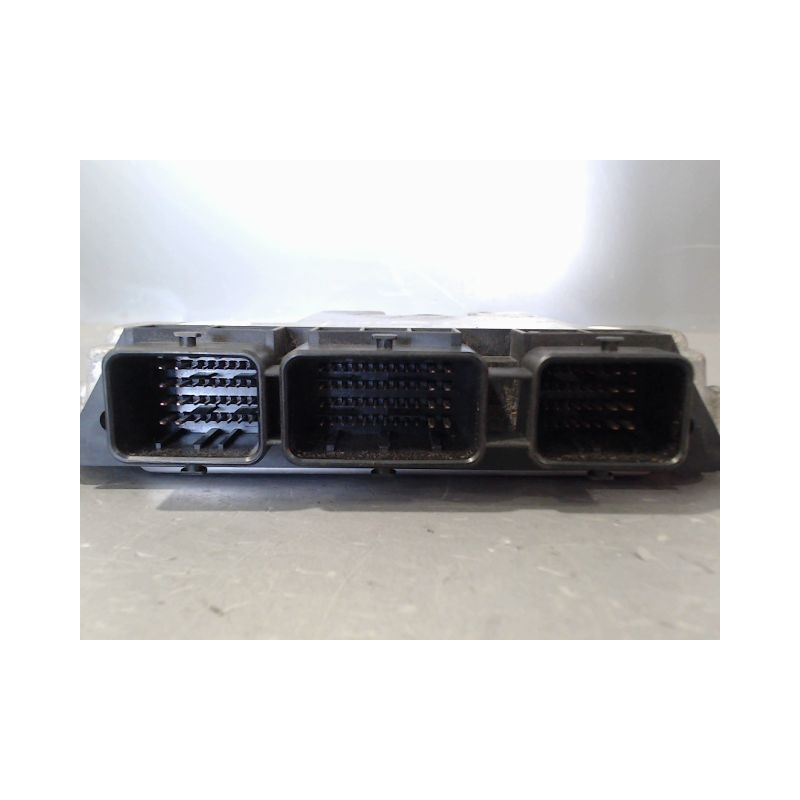CALCULATEUR MOTEUR PEUGEOT 207