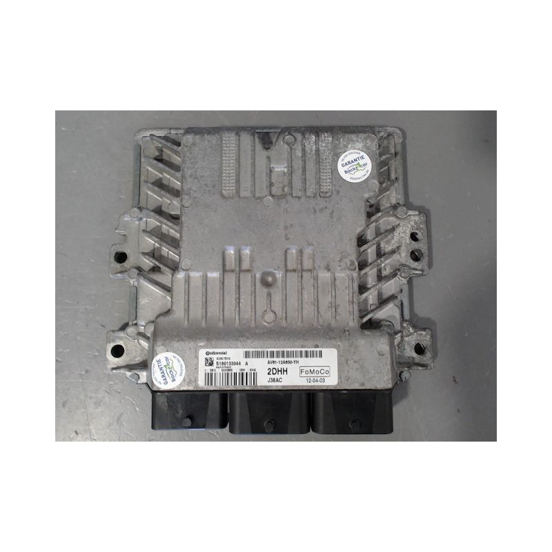 CALCULATEUR MOTEUR FORD C-MAX