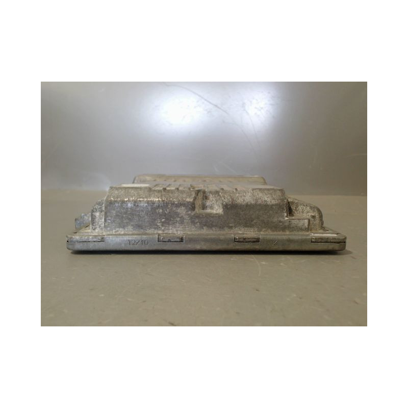 CALCULATEUR MOTEUR FORD C-MAX