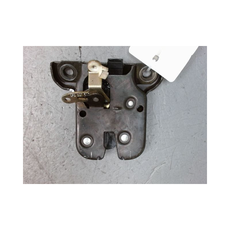 SERRURE HAYON  AUDI A3 2003-