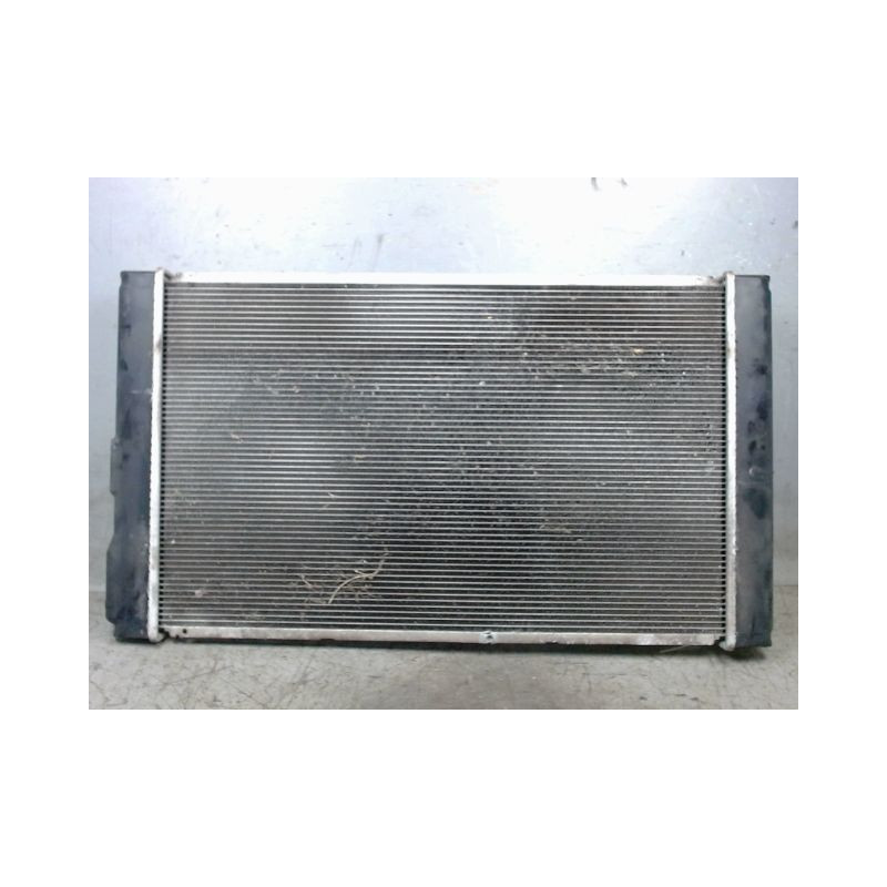 RADIATEUR TOYOTA PRIUS
